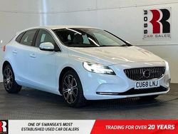 White Used 2018 Volvo V40 Inscription Estate | £13,495 (Fair price)