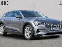 Used 2023 Audi e-tron Comfort SUV | £20,400 (Fair price)