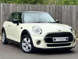White Used 2020 Mini Cooper Classic Hatchback | £11,991 (Fair price)