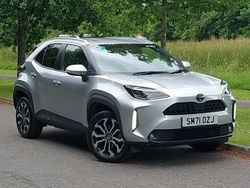 Silver Used 2022 Toyota Yaris Hybrid Design Estate | £18,498 (Good price)