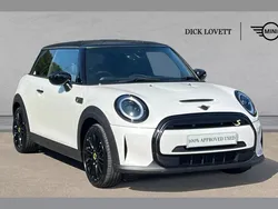 White Used 2023 Mini Cooper S Level 2 Hatchback | £17,595 (Fair price)