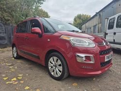 Red Used 2015 Citroën C3 Picasso Exclusive MPV | £3,495 (Good price)
