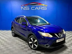 Blue Used 2016 Nissan Qashqai N-Connecta SUV | £9,299 (Fair price)