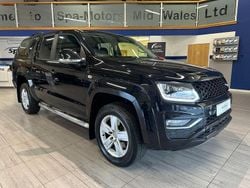 Black Used 2019 VW Amarok Highline Pickup | £23,990 (Fair price)
