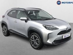 Used 2025 Toyota Yaris Hybrid Estate | £22,649 (Fair price)