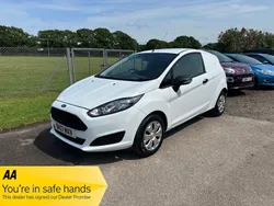 White Used 2017 Ford Fiesta Hatchback | £3,795 (Good price)