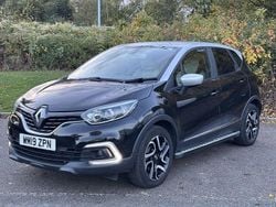 Black/silver Used 2019 Renault Captur Iconic SUV | £8,100 (Good price)