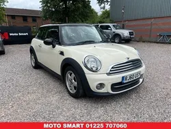 White Used 2011 Mini Cooper Hatch Hatchback | £4,695 (Fair price)