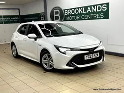 White Used 2022 Toyota Corolla Hatchback | £15,985 (Good price)