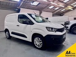 White Used 2019 Peugeot Partner MPV | £8,495 (Fair price)