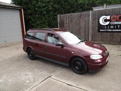 Red Used 2004 Vauxhall Astra Club Estate | £1,450 (Fair price)