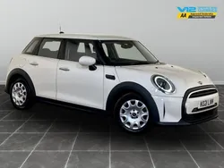White Used 2021 Mini ONE Classic Hatchback | £10,995 (Fair price)