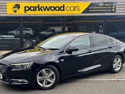Blue Used 2017 Vauxhall Insignia SRi Hatchback | £7,500 (Fair price)