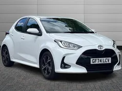 Unknown Used 2024 Toyota Yaris Hybrid Design Hatchback | £18,895 (Fair price)
