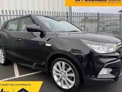 Black Used 2016 Ssangyong (KGM) Tivoli SUV | £5,950 (Fair price)