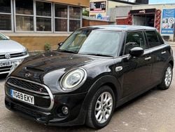 Black Used 2019 Mini Cooper S Classic Hatchback | £8,999 (Fair price)