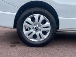 Solid glacier white New 2025 Renault Trafic Van | £24,990 (Super price)