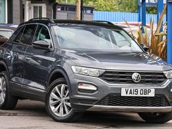 Grey Used 2019 VW T-Roc Design SUV | £16,991 (Fair price)