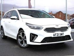 White Used 2021 Kia Ceed Sportswagon Estate | £13,622 (Fair price)
