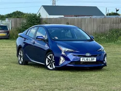 Blue Used 2016 Toyota Prius Hatchback | £11,995 (Fair price)