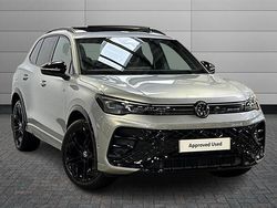 Oyster silver Used 2025 VW Tiguan R-line SUV | £36,991