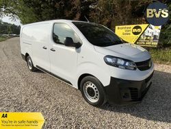 White Used 2023 Vauxhall Vivaro S Van | £12,350 (Super price)