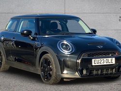 Black Used 2023 Mini Cooper S Classic Hatchback | £21,295 (Good price)