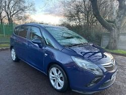 Blue Used 2014 Vauxhall Zafira SRi MPV | £2,500 (Good price)