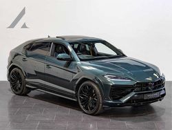 Green New 2025 Lamborghini Urus SUV | £264,895 (Super price)