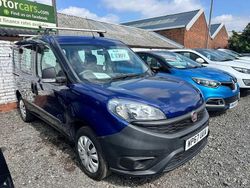 Blue Used 2018 Fiat Doblò Pop MPV | £7,999 (Fair price)