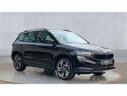 Black magic pearl effect New 2025 Skoda Karoq SportLine SUV | £32,900 (Fair price)
