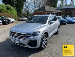 Silver Used 2019 VW Touareg R-line SUV | £25,100 (Fair price)