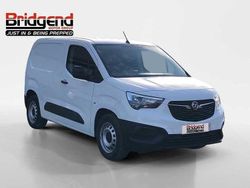 White Used 2022 Vauxhall Combo MPV | £10,499 (Super price)