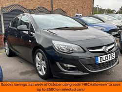 Black Used 2013 Vauxhall Astra SRi Hatchback | £2,350 (Fair price)
