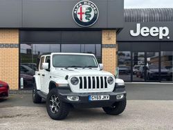 White Used 2019 Jeep Wrangler Overland SUV | £34,990 (Fair price)