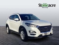 White Used 2020 Hyundai Tucson SE SUV | £13,746 (Good price)