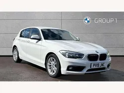 Alpine white Used 2019 BMW 118 Comfort Edition Hatchback | £15,790 (Fair price)