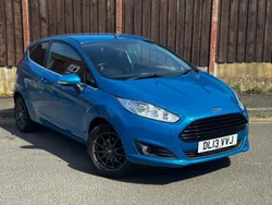 Blue Used 2013 Ford Fiesta Zetec Hatchback | £2,745 (Good price)