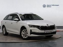 White New 2025 Skoda Octavia SE Technology Estate | £23,450 (Fair price)