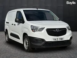 White Used 2021 Vauxhall Combo MPV | £7,795 (Good price)