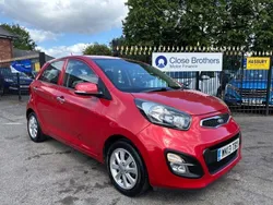 Red Used 2013 Kia Picanto 2 Hatchback | £5,490 (Fair price)