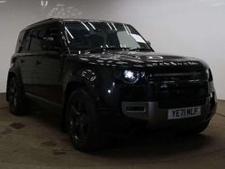 Black Used 2021 Land Rover Defender HSE Dynamic SUV | £38,746