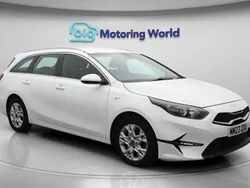 White Used 2023 Kia Ceed Sportswagon 2 Estate | £14,500 (Fair price)