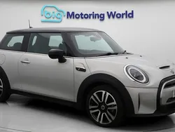 Used 2023 Mini Cooper Level 2 Hatchback | £14,000 (Fair price)