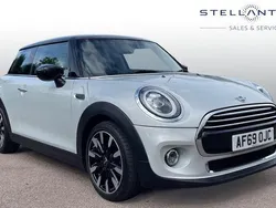 Used 2021 Mini Cooper Exclusive Hatchback | £13,363 (Fair price)