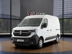 White New 2025 Renault Master Van | £25,245 (Good price)