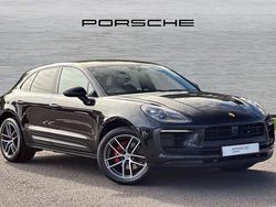 Jet black Used 2022 Porsche Macan S SUV | £52,900 (Good price)