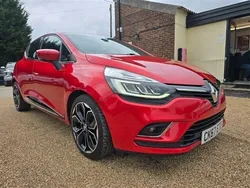 Red Used 2017 Renault Clio IV Dynamique Hatchback | £10,995 (A bit pricey)