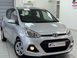 Silver Used 2015 Hyundai i10 SE Hatchback | £7,999 (Fair price)