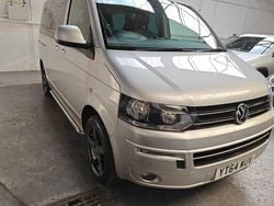 Silver Used 2014 VW Caravelle Executive MPV | £26,490 (Expensive)
